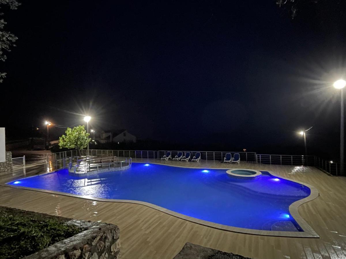 Apartamento Kaom Lux Dobra Voda Exterior foto